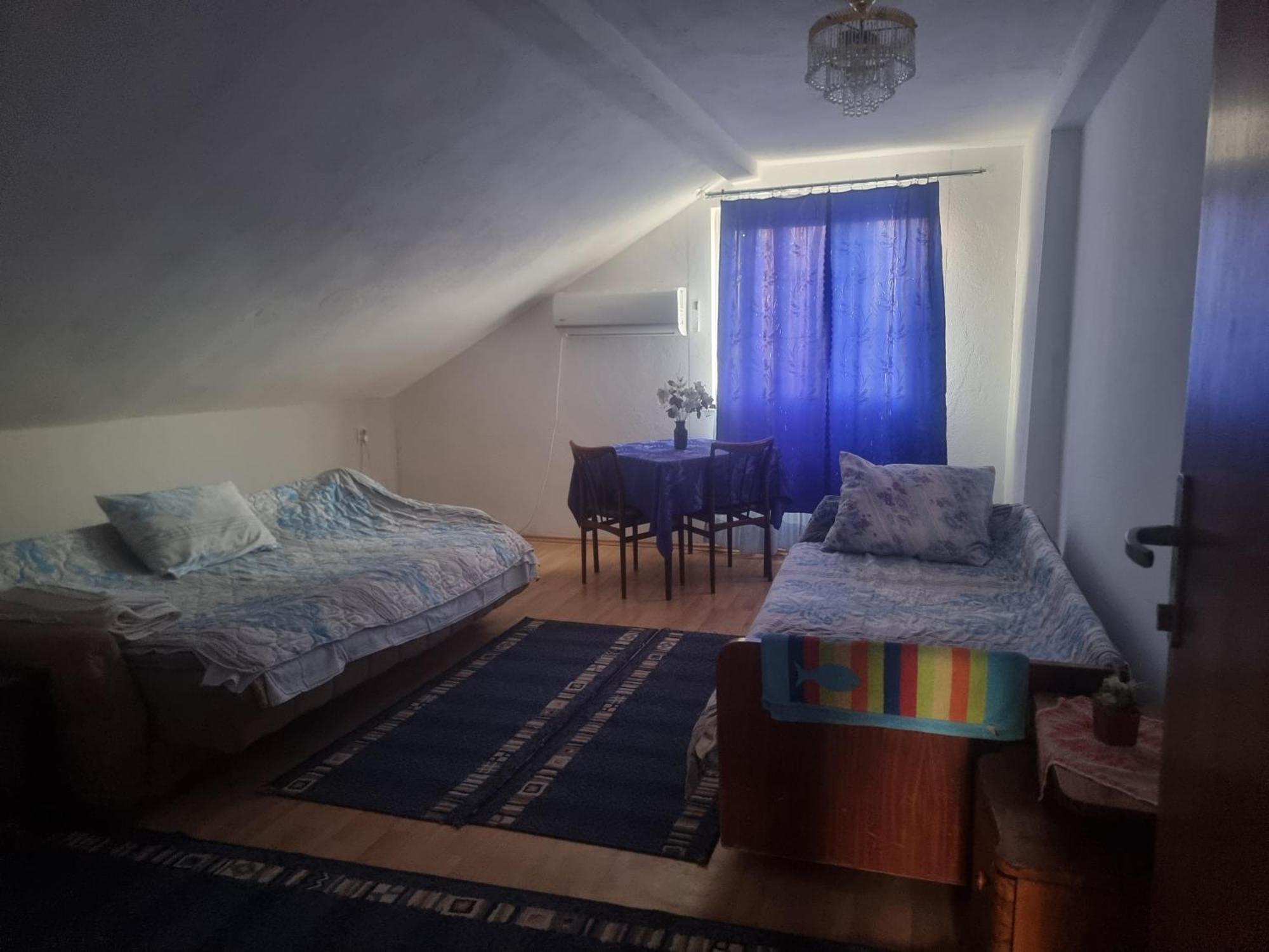 Guesthouse Sobi-Rooms Gradsko Екстериор снимка