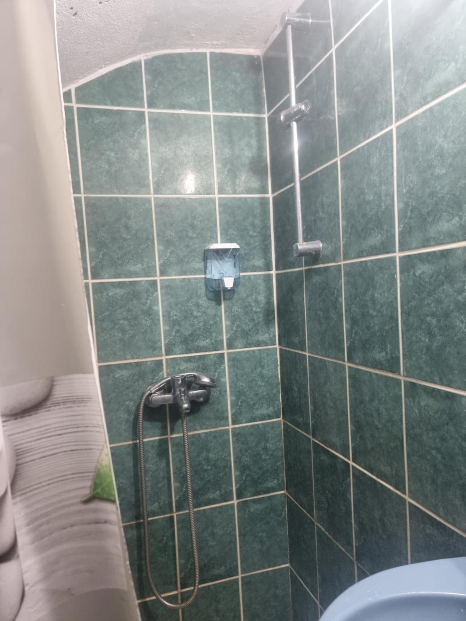 Guesthouse Sobi-Rooms Gradsko Екстериор снимка